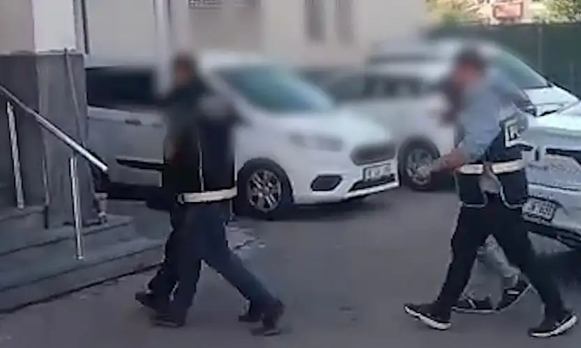Kayseri'de 'kasten öldürme' suçundan kesinleşmiş hapisle aranan 3 şahıs yakalandı