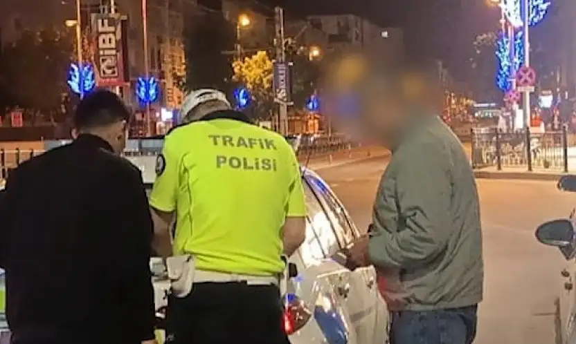 Kayseri'de cep telefonu denetimi: 302 sürücüye ceza