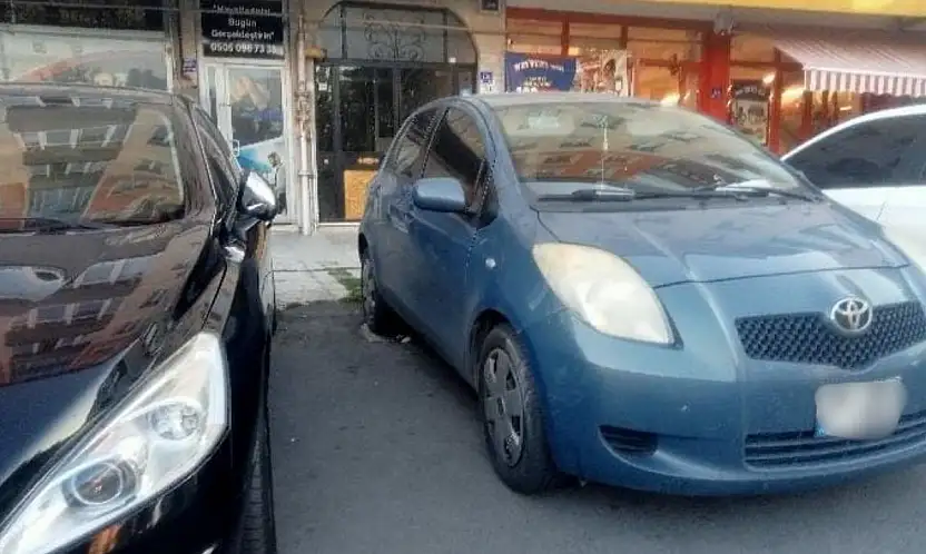 Kayseri'de engelli rampasına park tepkisi