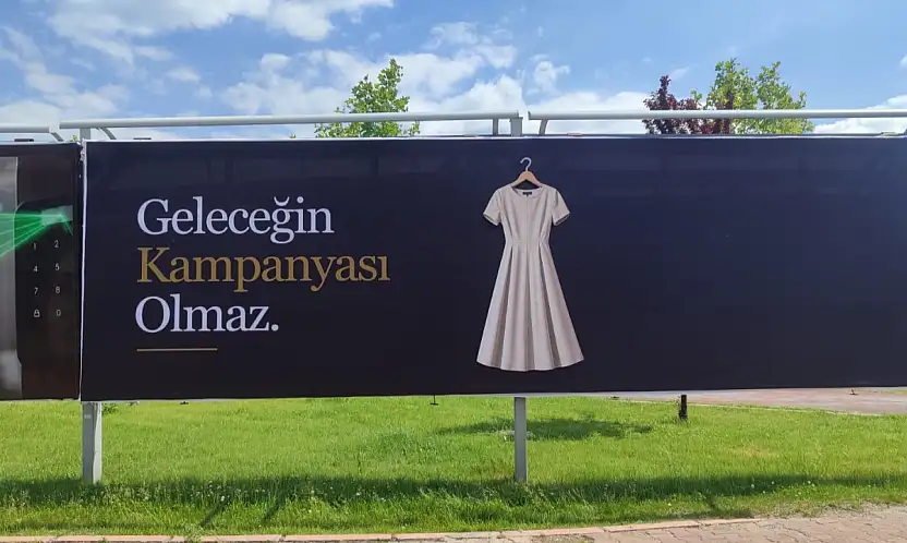 Kayseri'de gizemli billboard merak uyandırdı