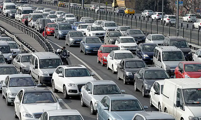 Kayseri'de mayıs ayında 12 bin aracın devri yapıldı