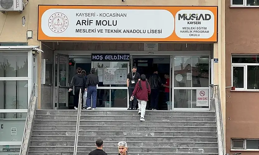 Kayseri'de YKS heyecanı TYT oturumu ile başladı