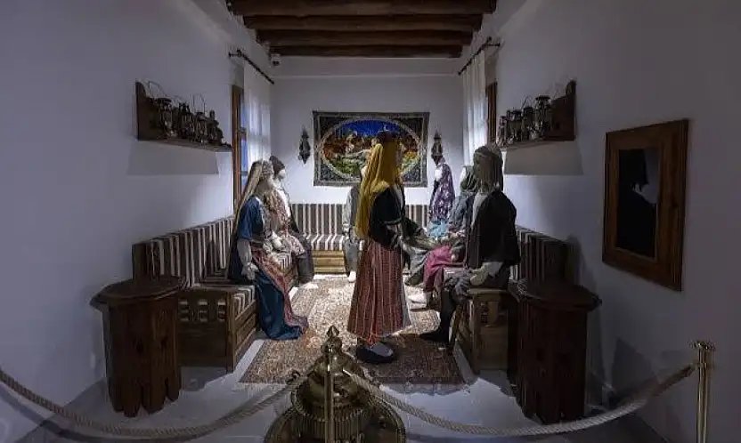 Koramaz Vadisi Müzesi'nde geleneksel evlilik kültürü ziyaretçilere anlatılıyor