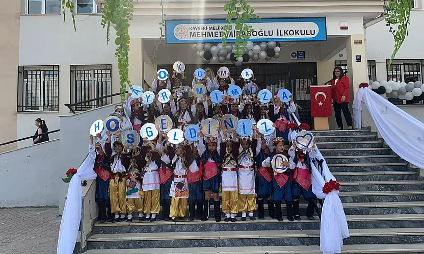 Mehmet Miraboğlu İlkokulu'nda 'Okuma Bayramı' heyecanı