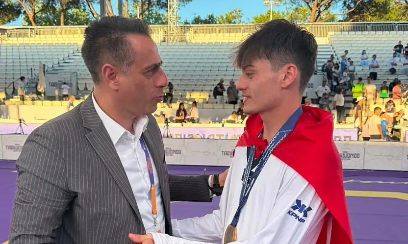 Milli taekwondocu Berkay Erer, Roma'da altın madalya kazandı