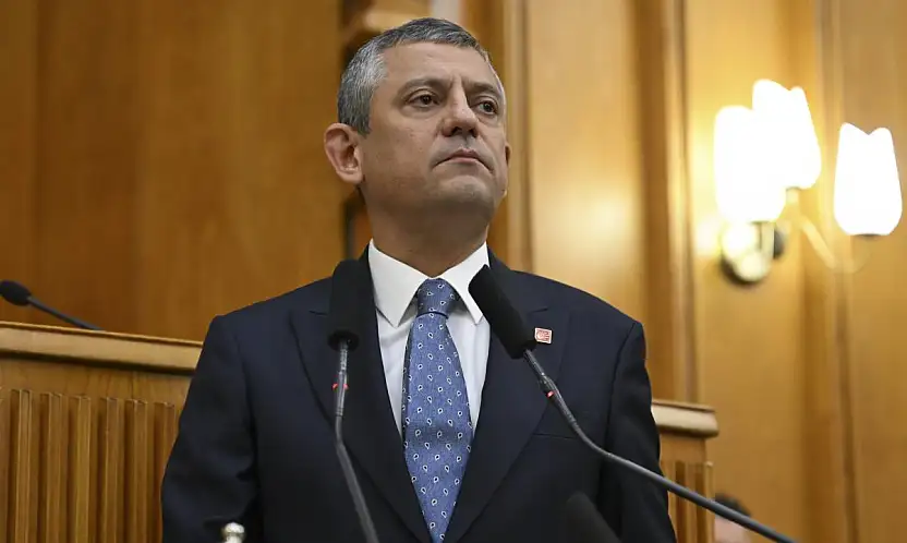 Özgür Özel, Yeni Parti'nin Genel Başkanı seçildi