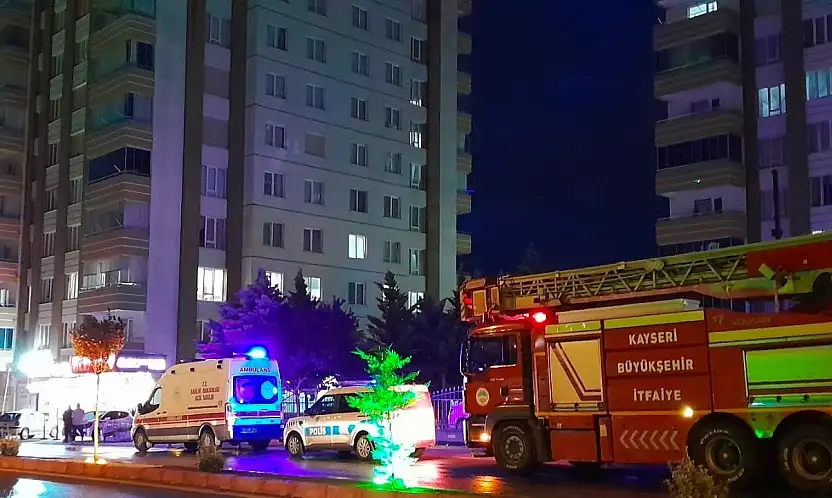 Telefonunu evde unutan kadın yakınlarını korkuttu