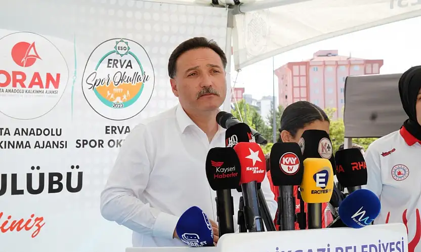 Vali Çiçek: Çocuklarımızı yalnızca vatana ve millete feda ederiz