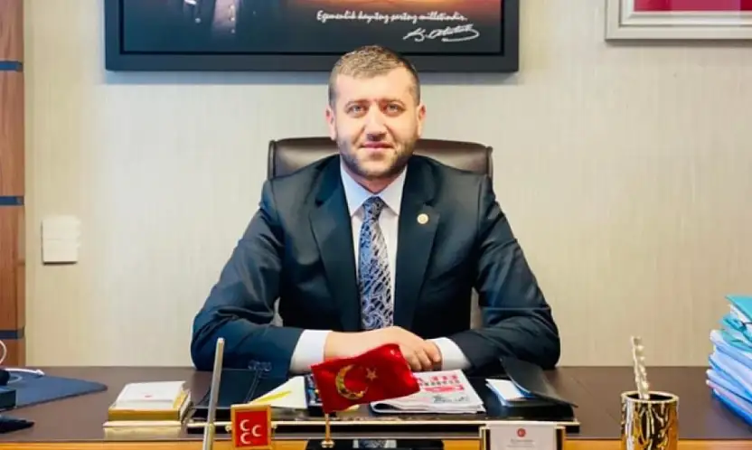 Vekil Ersoy, 2 mahalledeki kaya düşmesi riskini meclise taşıdı