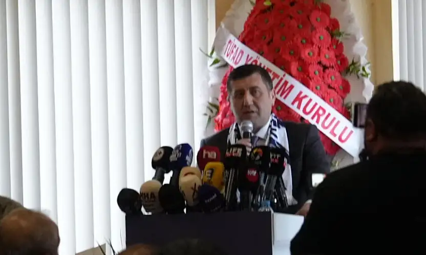 Vekil Ersoy'dan dikkat çeken Kayserispor çıkışı: 632 milyonu Sivasspor'a bağışlasaydık anıtımızı dikerlerdi