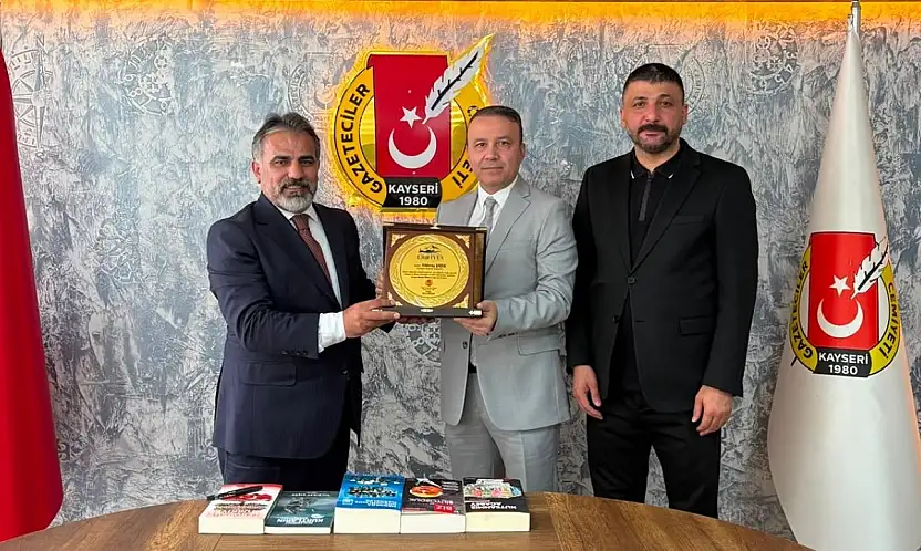 Yıldıray Çiçek'ten Kayseri Gazeteciler Cemiyeti'ne teşekkür mesajı
