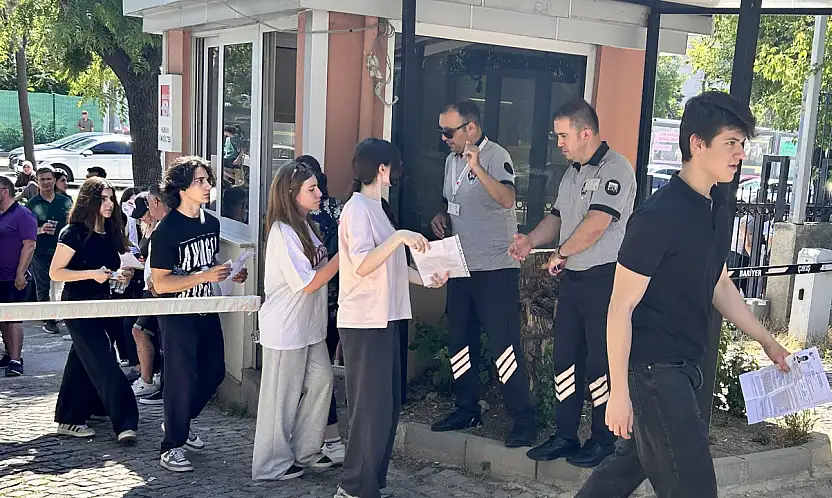 YKS'nin son oturumu olan YDT başladı